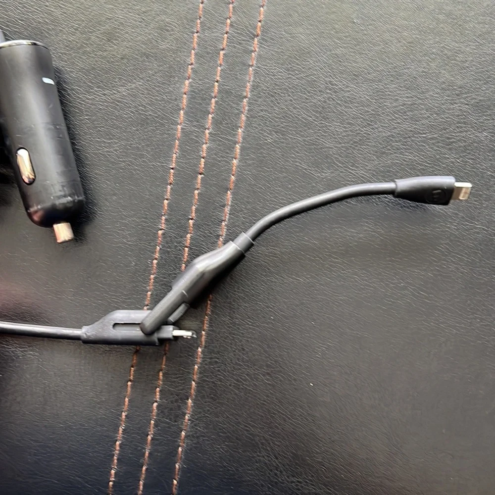 Mophie Phone Charger - Picture 3 of 5